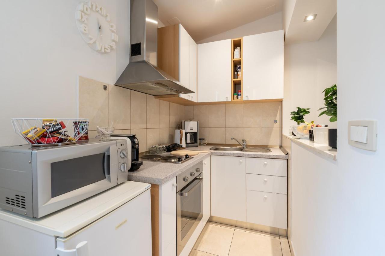 Studio Apartment La Luna Split Kültér fotó