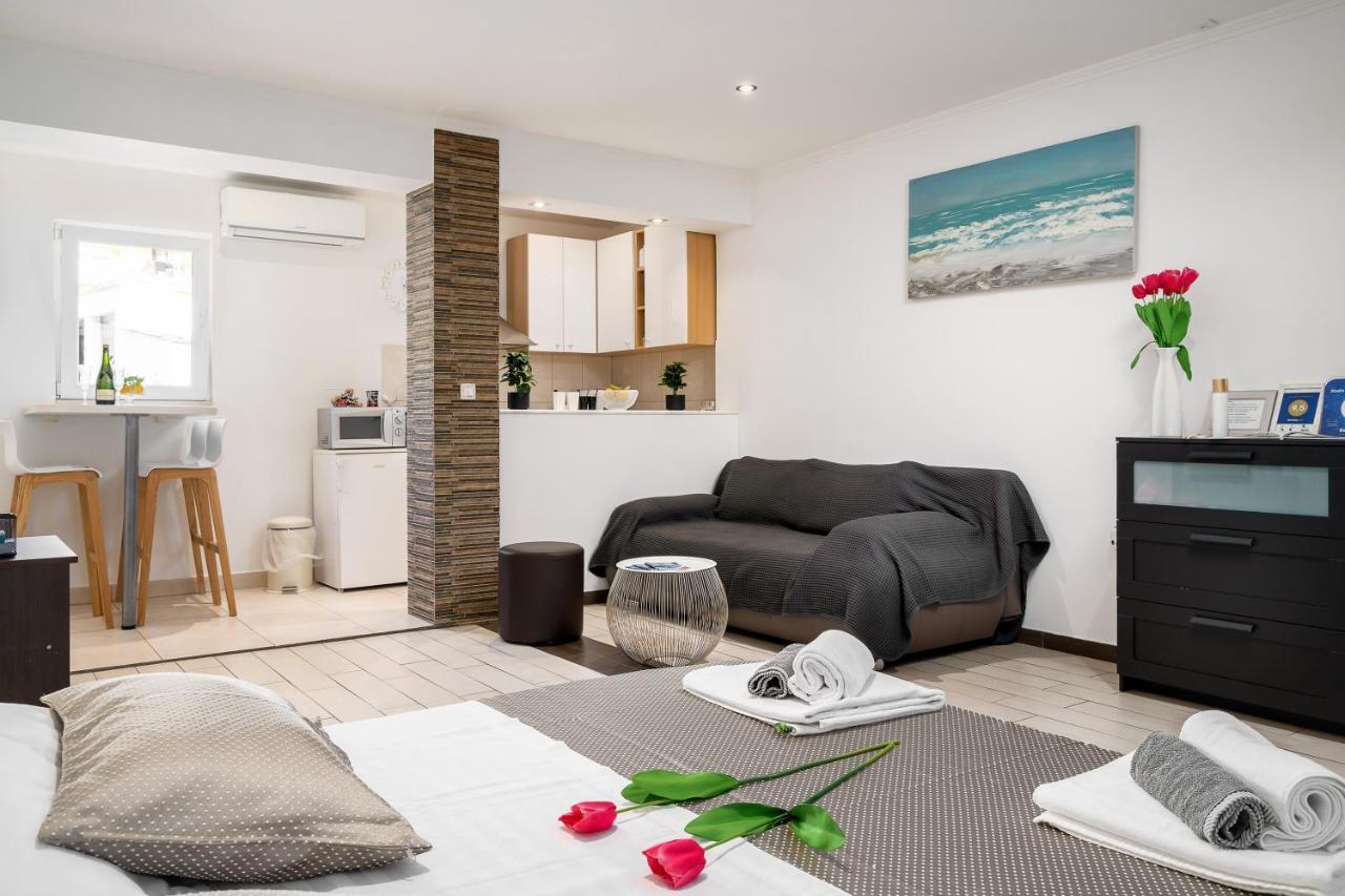 Studio Apartment La Luna Split Kültér fotó